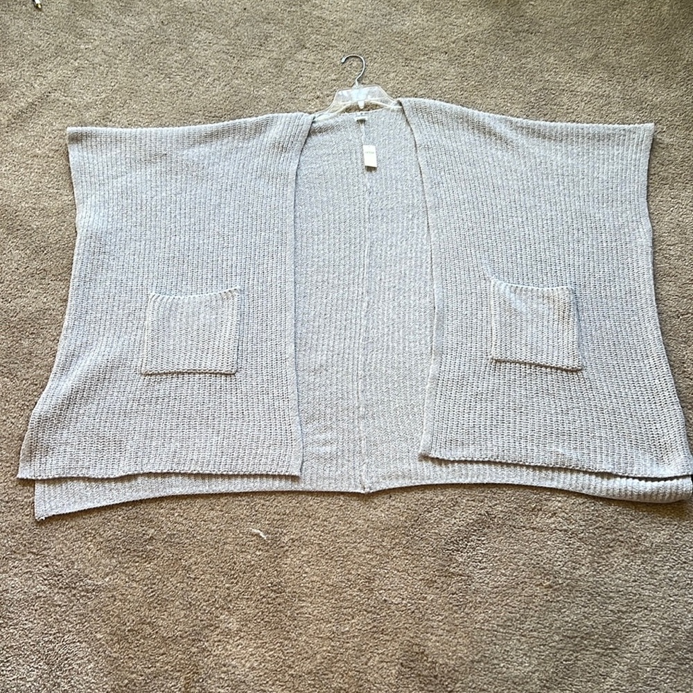 American Eagle sweater/poncho